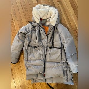 Orolay Amazon Coat Size Medium